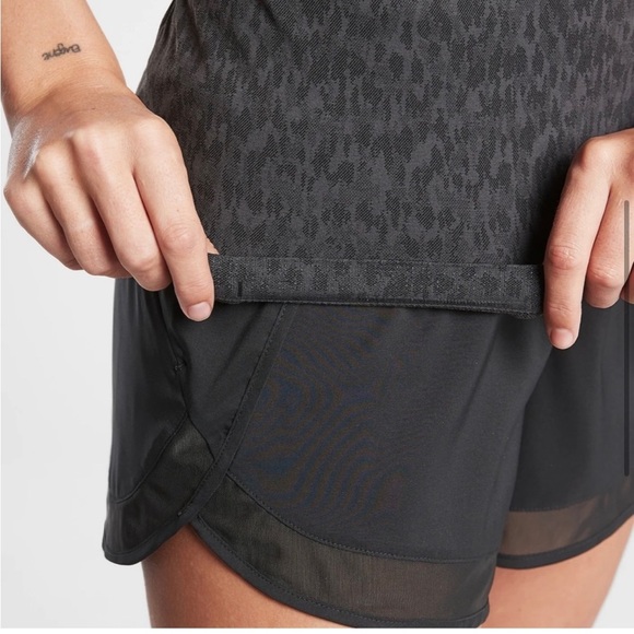 Athleta Women’s Momentum Seamless Leopard Print Tank Top Size XS - Picture 4 of 5